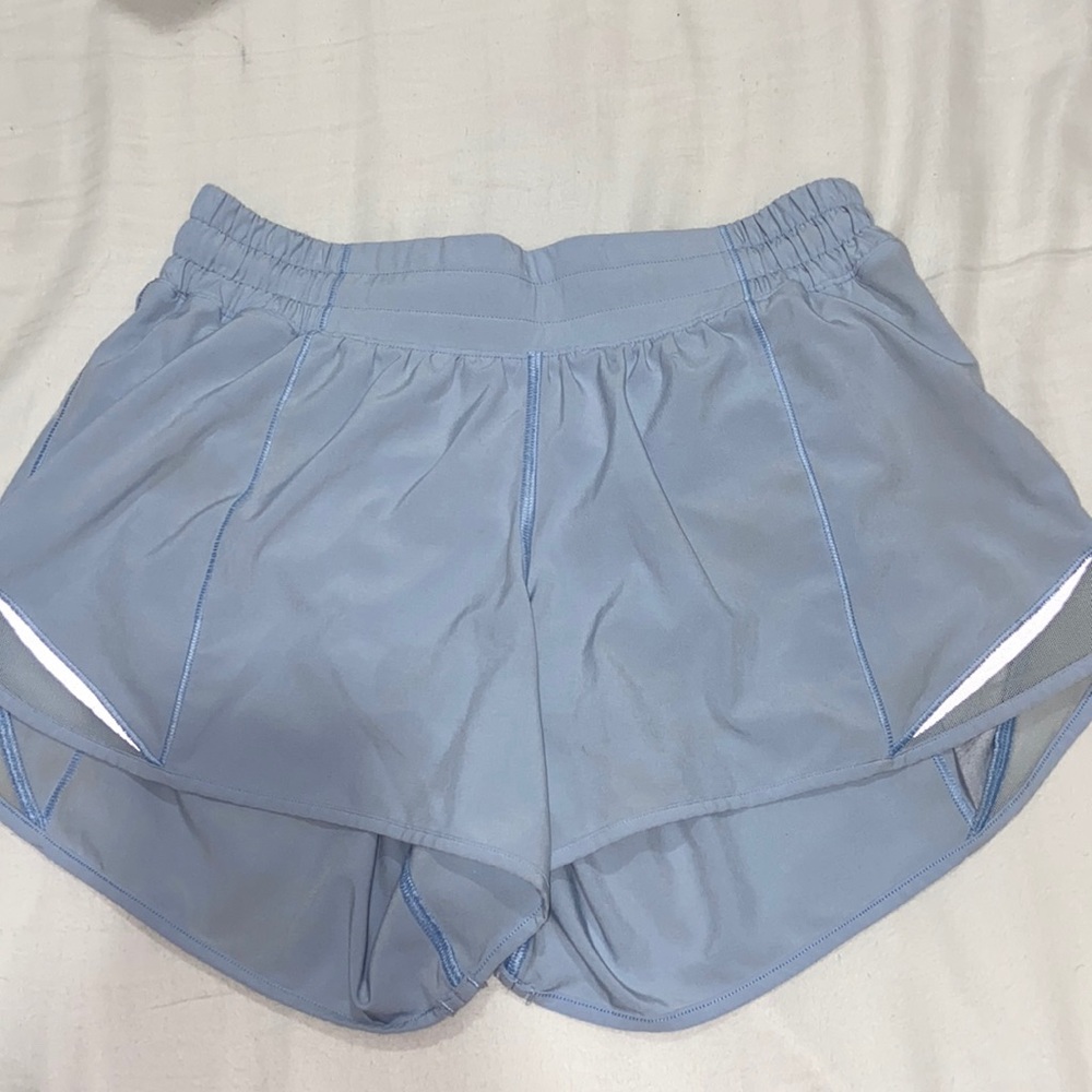 lululemon hotty hot shorts 2.5 inseam